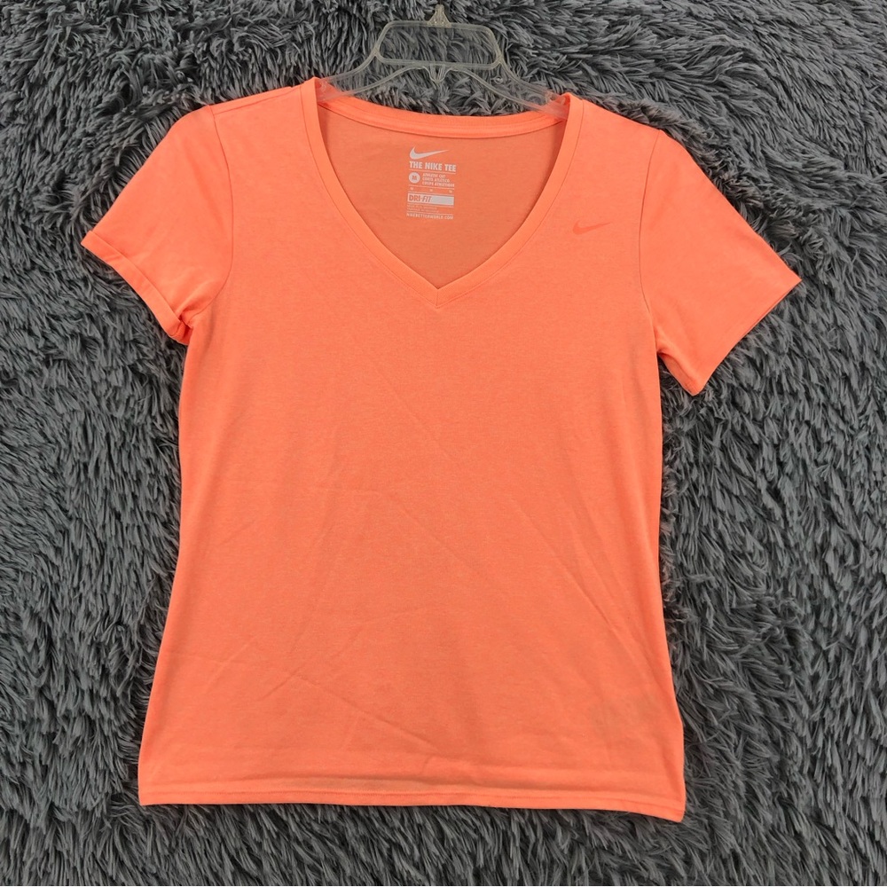 Nike Tshirt Womens Medium Athletic Cut Vneck Workout Shirt